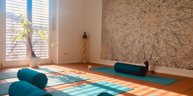 #127 (kein Titel) – Neben meiner Liebe zu Yoga. Bewusst. Sein. findest Du hier ergänzende Angebote: Ceragem, Access Bars, namaste Resonanz Therapie <br />
<br />
